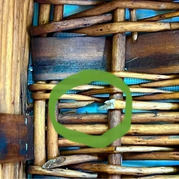 Hand Woven Basket with Handle Vintage Intricate Design EUC - Picture 14 of 14